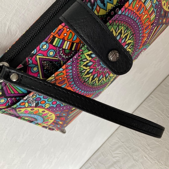 Sakroots Women's Large Smartphone Crossbody Bag Wristlet Purse Eco-Twill… - Picture 9 of 16